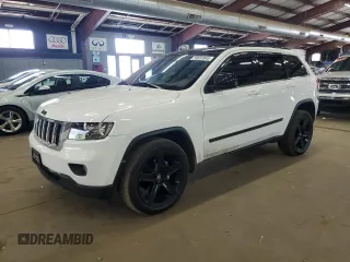 2013 Jeep Grand Cherokee Laredo с VIN 1C4RJFAG3DC557346, выставлен на аукционе Copart как лот 59597645 с пробегом 175 269 миль миль и Списание • Salvage title. История ставок и продаж доступна на DreamBid. Изображение 1.