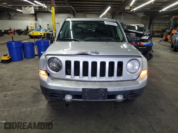 2011 Jeep Patriot Latitude X with VIN 1J4NF4GB1BD173681, listed as a Copart auction lot 45923325 with 119,732 mi miles and Salvage Title. Bid and sale history available at DreamBid. Image 5.