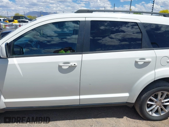 2017 Dodge Journey SXT z VIN 3C4PDDBG7HT512776, wystawiony jako IAAI lot #41967109 z przebiegiem 109 747 mil mil oraz . Historia ofert i sprzedaży dostępna na DreamBid. Obrazek 14.