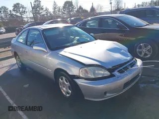 2000 Honda Civic EX with VIN 1HGEJ8245YL037719, listed as a IAAI auction lot 41727154 with 208,440 mi miles. Bid and sale history available at carsss.com. Image 1.