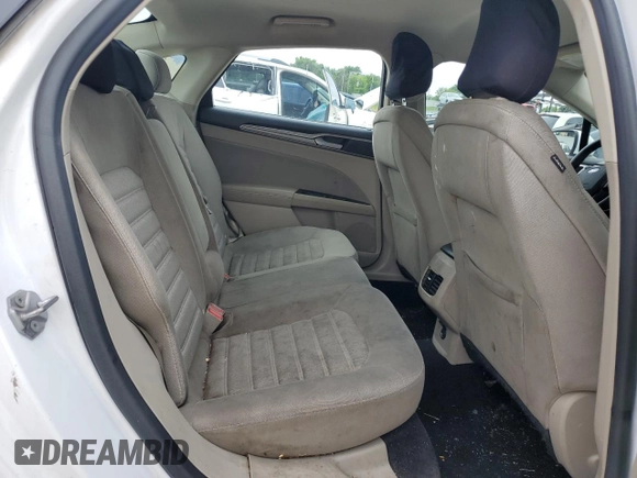 2017 Ford Fusion SE z VIN 3FA6P0HD9HR123410, wystawiony jako Copart lot #59807795 z przebiegiem 131 641 mil mil oraz Czysty tytuł • Clean title. Historia ofert i sprzedaży dostępna na DreamBid. Obrazek 11.
