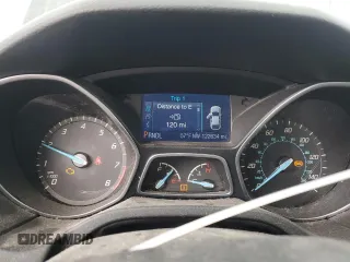 2013 Ford Focus SE with VIN 1FADP3F27DL369634, listed as a Copart auction lot 53325175 with 122,634 mi miles and Salvage Title. Bid and sale history available at carsss.com. Image 9.