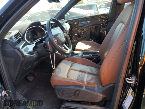2020 Audi Q3 Premium Plus with VIN WA1BECF35L1017737, listed as a Copart auction lot 46367503 with 28,496 mi miles and . Bid and sale history available at DreamBid. Image 7.