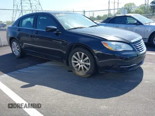 2014 Chrysler 200 Touring with VIN 1C3CCBBB6EN140731, listed as a IAAI auction lot 41987771 with 218,148 mi miles. Bid and sale history available at carsss.com. Image 1.