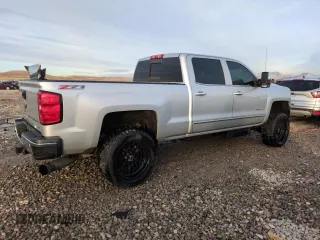 2015 Chevrolet Silverado 3500HD LTZ with VIN 1GC4K0E82FF634054, listed as a Copart auction lot 85249714 with 121,703 mi miles and Salvage Title. Bid and sale history available at carsss.com. Image 3.