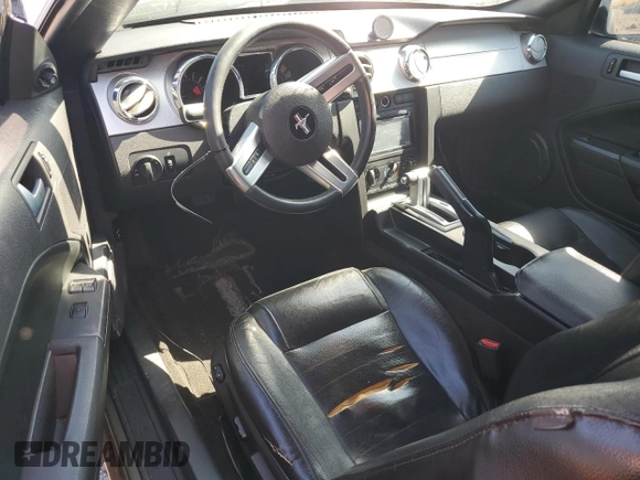 2005 Ford Mustang GT Deluxe with VIN 1ZVHT85H455210633, listed as a Copart auction lot 46673195 with 191,796 mi miles and Clean Title. Bid and sale history available at DreamBid. Image 8.