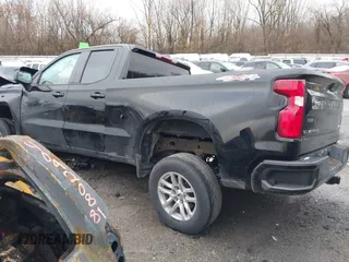 2021 Chevrolet Silverado 1500 RST with VIN 1GCRYEEK0MZ373192, listed as a IAAI auction lot 40924639 with Not Provided miles and . Bid and sale history available at DreamBid. Image 3.