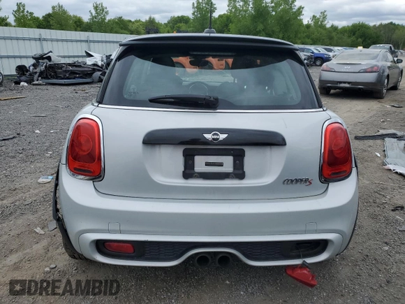 2015 MINI Hardtop S z VIN WMWXP7C53F2A38765, wystawiony jako Copart lot #57787575 z przebiegiem Nie podano mil oraz Czysty tytuł • Clean title. Historia ofert i sprzedaży dostępna na DreamBid. Obrazek 6.