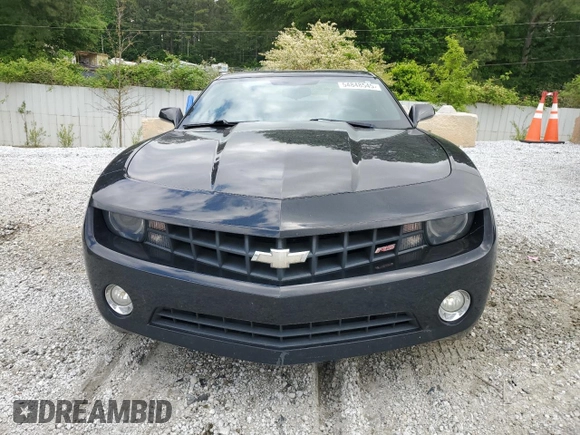 2011 Chevrolet Camaro 1LT z VIN 2G1FB1ED9B9143486, wystawiony jako Copart lot #54848545 z przebiegiem 131 356 mil mil oraz Szkoda całkowita • Salvage title. Historia ofert i sprzedaży dostępna na DreamBid. Obrazek 5.