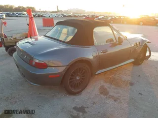 2001 BMW Z3 3.0i with VIN WBACN53491LL47379, listed as a IAAI auction lot 40872263 with 1 mi miles. Bid and sale history available at carsss.com. Image 4.
