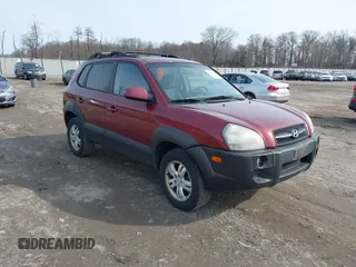 2007 Hyundai Tucson SE with VIN KM8JN12D57U591744, listed as a IAAI auction lot 41511882 with 259,397 mi miles. Bid and sale history available at carsss.com. Image 1.