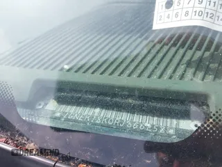 1994 Chevrolet Blazer z VIN 1GNEK18K0RJ366258, wystawiony jako IAAI lot #42471534 z przebiegiem 233 185 mil mil oraz . Historia ofert i sprzedaży dostępna na DreamBid. Obrazek 9.