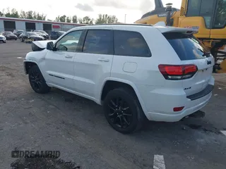 2022 Jeep Grand Cherokee WK Laredo X with VIN 1C4RJFAG8NC150575, listed as a IAAI auction lot 41198543 with 68,361 mi miles. Bid and sale history available at carsss.com. Image 3.