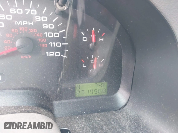 2006 Ford F-150 XLT with VIN 1FTRW12W56KA65159, listed as a IAAI auction lot 41913062 with 271,996 mi miles. Bid and sale history available at carsss.com. Image 7.