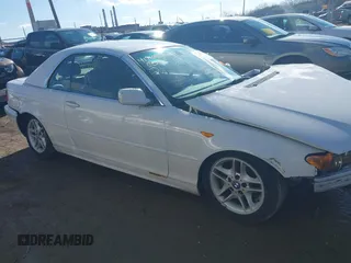 2004 BMW 3 Series 325Ci with VIN WBABW33484PL26856, listed as a IAAI auction lot 41711241 with 141,168 mi miles and . Bid and sale history available at carsss.com. Image 13.