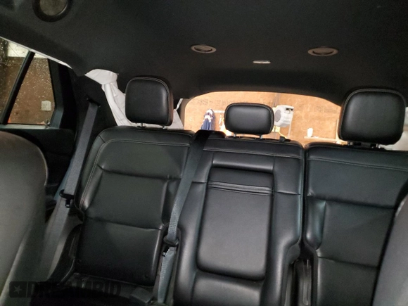 2020 Ford Explorer XLT with VIN 1FMSK8DH3LGB44781, listed as a Copart auction lot 52639065 with 44,670 mi miles and Salvage Title. Bid and sale history available at DreamBid. Image 10.