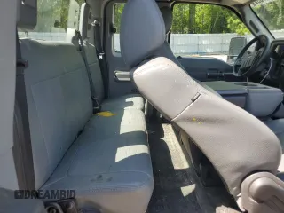 2016 Ford F-250 XLT with VIN 1FT7X2A6XGEC24219, listed as a Copart auction lot 64747035 with 294,822 mi miles and Clean title. Bid and sale history available at DreamBid. Image 10.