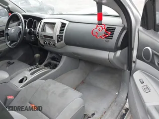 2006 Toyota Tacoma with VIN 5TEUU42N26Z153137, listed as a IAAI auction lot 41802170 with 206,156 mi miles. Bid and sale history available at carsss.com. Image 5.