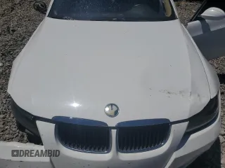 2008 BMW 3 Series 335i z VIN WBAVB77578NJ97190, wystawiony jako Copart lot #57488745 z przebiegiem 114 327 mil mil oraz Szkoda całkowita • Salvage title. Historia ofert i sprzedaży dostępna na DreamBid. Obrazek 11.