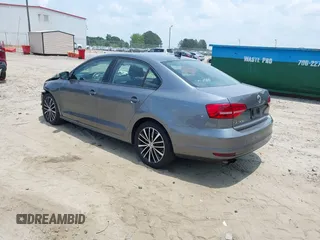 2015 Volkswagen Jetta SE with VIN 3VWD07AJ4FM353782, listed as a IAAI auction lot 42544354 with 195,457 mi miles and . Bid and sale history available at DreamBid. Image 3.