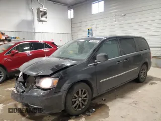 2015 Chrysler Town & Country S with VIN 2C4RC1HG4FR572726, listed as a Copart auction lot 86858984 with 140,033 mi miles and Salvage Title. Bid and sale history available at DreamBid. Image 1.