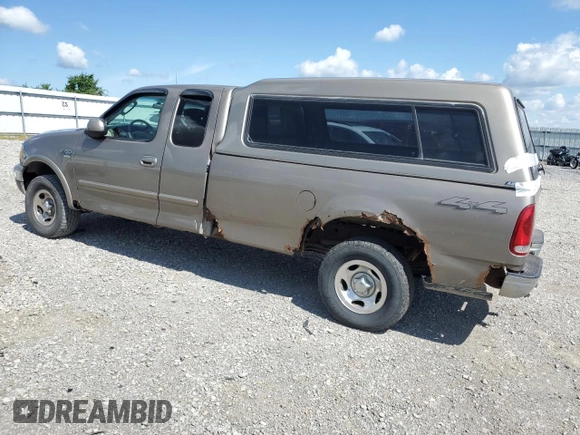2002 Ford F-150 XL с VIN 1FTRX18L52NB25220, выставлен на аукционе Copart как лот 58202165 с пробегом 298 885 миль миль и Списание • Salvage title. История ставок и продаж доступна на DreamBid. Изображение 2.