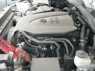 2022 Toyota Tacoma SR z VIN 3TMCZ5AN6NM491351, wystawiony jako IAAI lot #42140198 z przebiegiem 33 051 mil mil oraz . Historia ofert i sprzedaży dostępna na DreamBid. Obrazek 20.