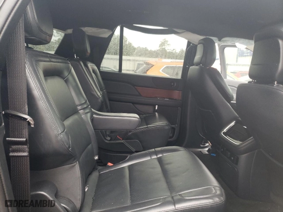 2022 Lincoln Navigator L Standard with VIN 5LMJJ3NT5NEL05163, listed as a Copart auction lot 44615605 with 114,877 mi miles and Salvage Title. Bid and sale history available at carsss.com. Image 11.