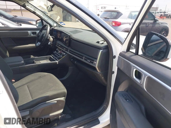 2024 Hyundai Santa Fe SE z VIN 5NMP14GL5RH002679, wystawiony jako IAAI lot #41890473 z przebiegiem 18 004 mil mil oraz . Historia ofert i sprzedaży dostępna na DreamBid. Obrazek 5.