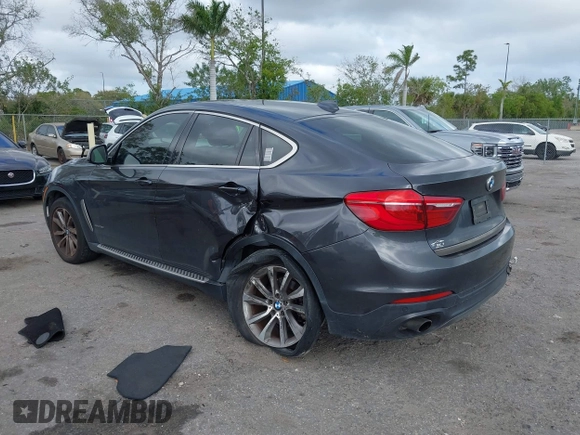 2015 BMW X6 xDrive35i z VIN 5UXKU2C59F0N76242, wystawiony jako IAAI lot #41714644 z przebiegiem 170 851 mil mil oraz . Historia ofert i sprzedaży dostępna na DreamBid. Obrazek 3.