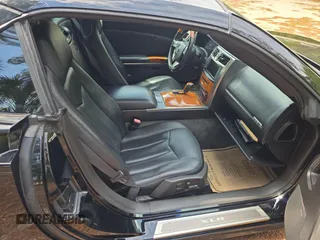 2008 Cadillac XLR z VIN 1G6YV36A885600899, wystawiony jako Copart lot #48151105 z przebiegiem 80 905 mil mil oraz Czysty tytuł • Clean title. Historia ofert i sprzedaży dostępna na DreamBid. Obrazek 6.