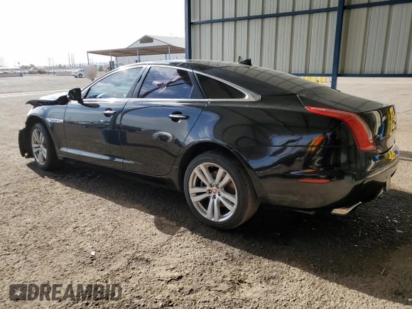 2014 Jaguar XJ with VIN SAJWA1CZ2E8V69885, listed as a Copart auction lot 53163105 with 117,793 mi miles and Clean Title. Bid and sale history available at DreamBid. Image 2.