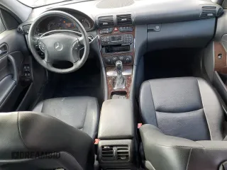 2004 Mercedes-Benz C 240 с VIN WDBRF61J84A545961, выставлен на аукционе Copart как лот 47039855 с пробегом 90 771 миль миль и Списание • Salvage title. История ставок и продаж доступна на DreamBid. Изображение 8.