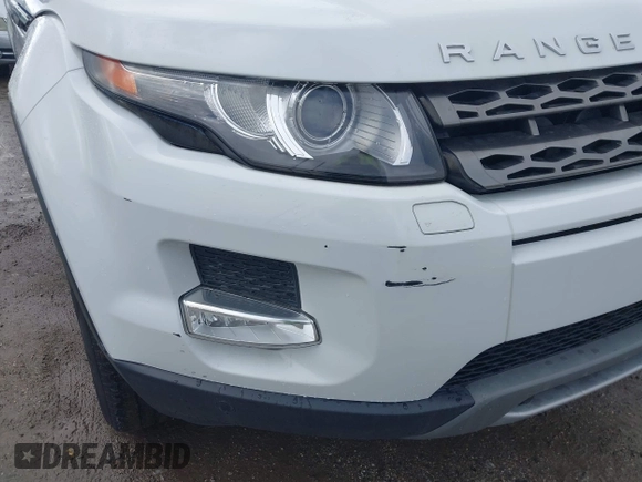 2015 Land Rover Range Rover Evoque Pure Plus with VIN SALVP1BG8FH007265, listed as a IAAI auction lot 41532151 with 32,311 mi miles. Bid and sale history available at carsss.com. Image 6.