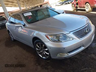 2007 Lexus LS 460 with VIN JTHBL46F575048348, listed as a IAAI auction lot 42043015 with 201,281 mi miles. Bid and sale history available at carsss.com. Image 1.