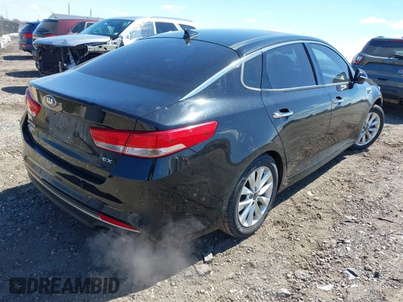 2018 Kia Optima EX with VIN 5XXGU4L38JG187309, listed as a IAAI auction lot 42017183 with 82,426 mi miles and . Bid and sale history available at carsss.com. Image 4.