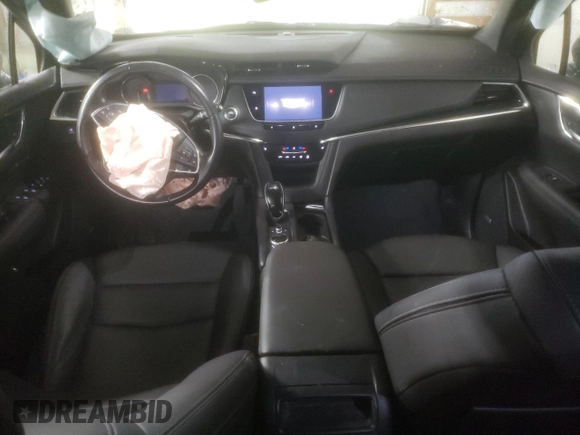 2021 Cadillac XT5 FWD Premium Luxury z VIN 1GYKNCR4XMZ226527, wystawiony jako Copart lot #83453724 z przebiegiem 45 807 mil mil oraz Szkoda całkowita • Salvage title. Historia ofert i sprzedaży dostępna na DreamBid. Obrazek 8.