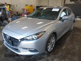 2017 Mazda 3 Touring с VIN 3MZBN1L77HM117184, выставлен на аукционе IAAI как лот 42460172 с пробегом 84 694 миль миль и . История ставок и продаж доступна на DreamBid. Изображение 17.