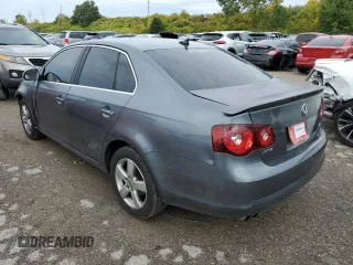2008 Volkswagen Jetta SE z VIN 3VWRZ71K88M184258, wystawiony jako Copart lot #51010594 z przebiegiem 172 196 mil mil oraz Nie do naprawy • Non repairable. Historia ofert i sprzedaży dostępna na DreamBid. Obrazek 3.