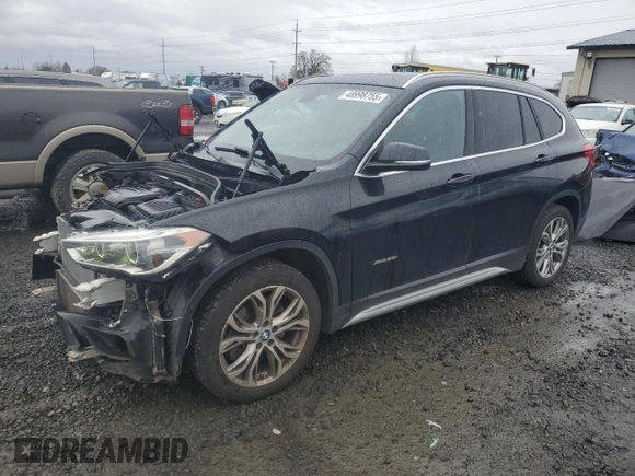 2016 BMW X1 xDrive28i with VIN WBXHT3Z30G4A49460, listed as a Copart auction lot 48998755 with 117,525 mi miles and Salvage Title. Bid and sale history available at carsss.com. Image 1.