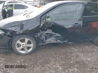 2013 Toyota Corolla L with VIN 5YFBU4EE5DP136810, listed as a IAAI auction lot 41035968 with 174,763 mi miles. Bid and sale history available at carsss.com. Image 6.