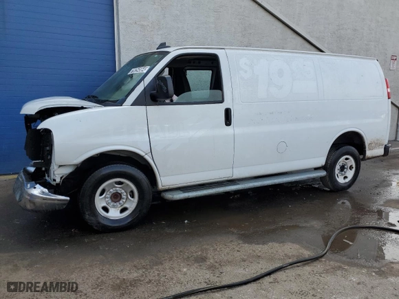 2022 GMC Savana Cargo Van with VIN 1GTW7AFP6N1221748, listed as a Copart auction lot 79254564 with 29,682 mi miles and Clean Title. Bid and sale history available at carsss.com. Image 1.