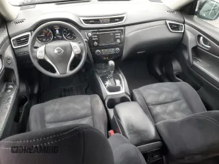 2016 Nissan Rogue S z VIN JN8AT2MV8GW138166, wystawiony jako Copart lot #58670745 z przebiegiem 179 397 mil mil oraz Czysty tytuł • Clean title. Historia ofert i sprzedaży dostępna na DreamBid. Obrazek 8.