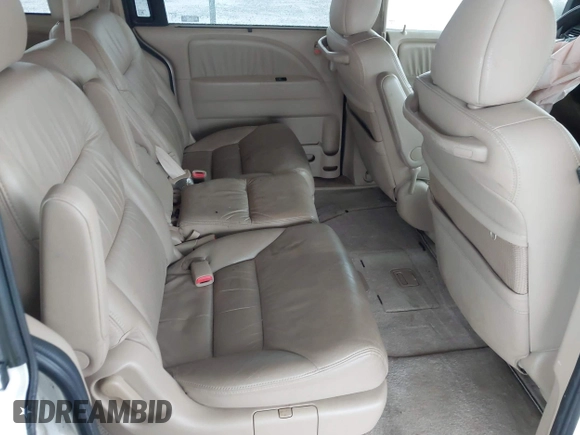 2007 Honda Odyssey EX-L z VIN 5FNRL38717B400727, wystawiony jako IAAI lot #42247147 z przebiegiem 199 430 mil mil oraz . Historia ofert i sprzedaży dostępna na DreamBid. Obrazek 8.