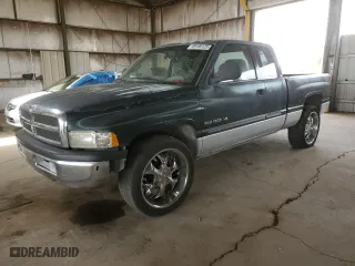 2001 Dodge Ram 1500 with VIN 3B7HC13Y61M514922, listed as a Copart auction lot 49189125 with 215,684 mi miles and Clean Title. Bid and sale history available at carsss.com. Image 1.