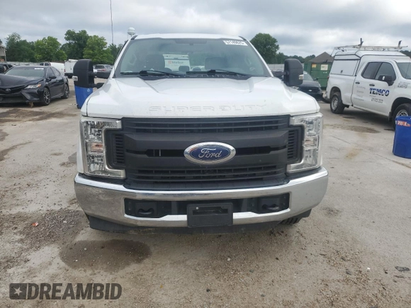 2019 Ford F-350 XL with VIN 1FT8W3A67KEG54330, listed as a Copart auction lot 57588535 with 247,040 mi miles and Salvage title. Bid and sale history available at DreamBid. Image 5.