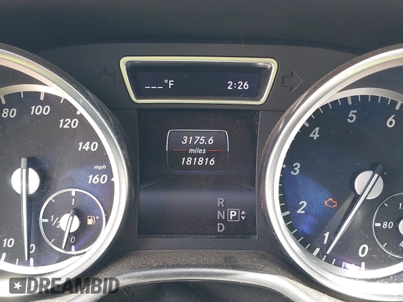2014 Mercedes-Benz GL 450 z VIN 4JGDF7CE2EA287810, wystawiony jako IAAI lot #39696896 z przebiegiem 181 816 mil mil oraz . Historia ofert i sprzedaży dostępna na DreamBid. Obrazek 7.
