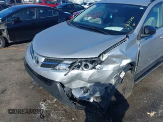 2013 Toyota RAV4 LE with VIN JTMZFREV9DD000690, listed as a IAAI auction lot 41575027 with 123,038 mi miles. Bid and sale history available at carsss.com. Image 6.
