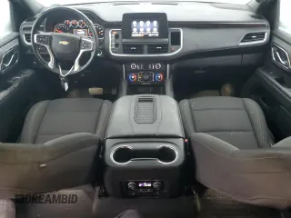 2023 Chevrolet Suburban LS z VIN 1GNSKBKD7PR264540, wystawiony jako Copart lot #84848104 z przebiegiem 18 963 mil mil oraz Szkoda całkowita • Salvage title. Historia ofert i sprzedaży dostępna na DreamBid. Obrazek 8.