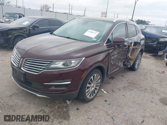 2017 Lincoln MKC Reserve z VIN 5LMCJ3C90HUL72098, wystawiony jako IAAI lot #41300727 z przebiegiem 74 507 mil mil oraz . Historia ofert i sprzedaży dostępna na DreamBid. Obrazek 17.